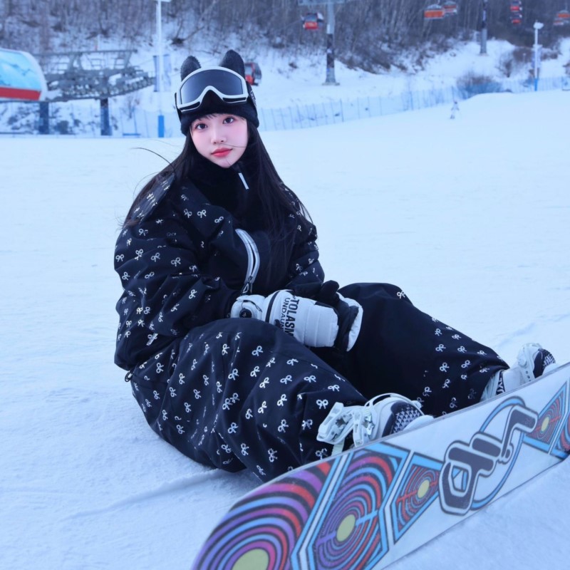 ชุดเสื้อแจ็คเก็ตและกางเกงสกีสำ - Ski Pants Waterproof Insulated Winter บทวิจารณ์และราคา