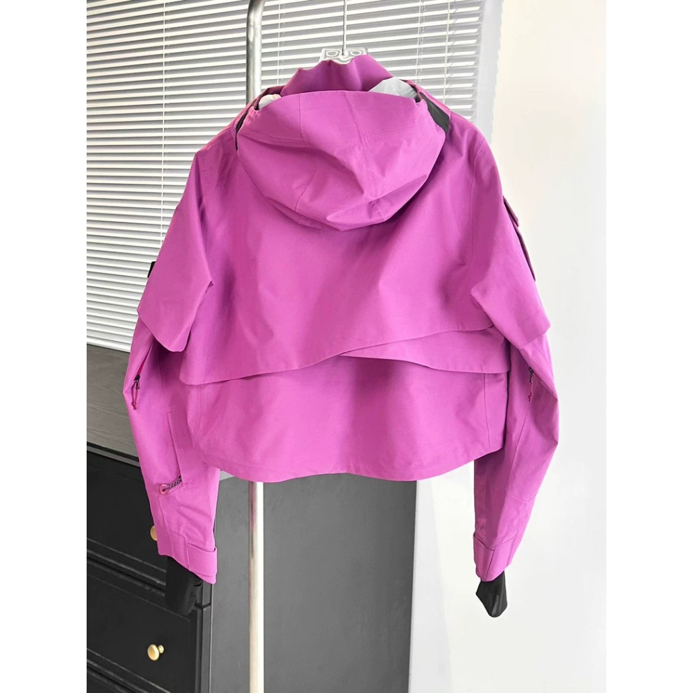 ชุดสโนว์บอร์ดสีแดงรุ่นลิมิเต็ด - Snowboard Jacket Gore Tex Waterproof บทวิจารณ์และราคา