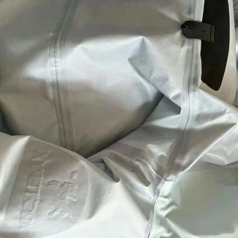 ARC LT เสื้อกันลมกันน้ำ ยูนิเซ - Snowboard Jacket Gore Tex Waterproof บทวิจารณ์และราคา
